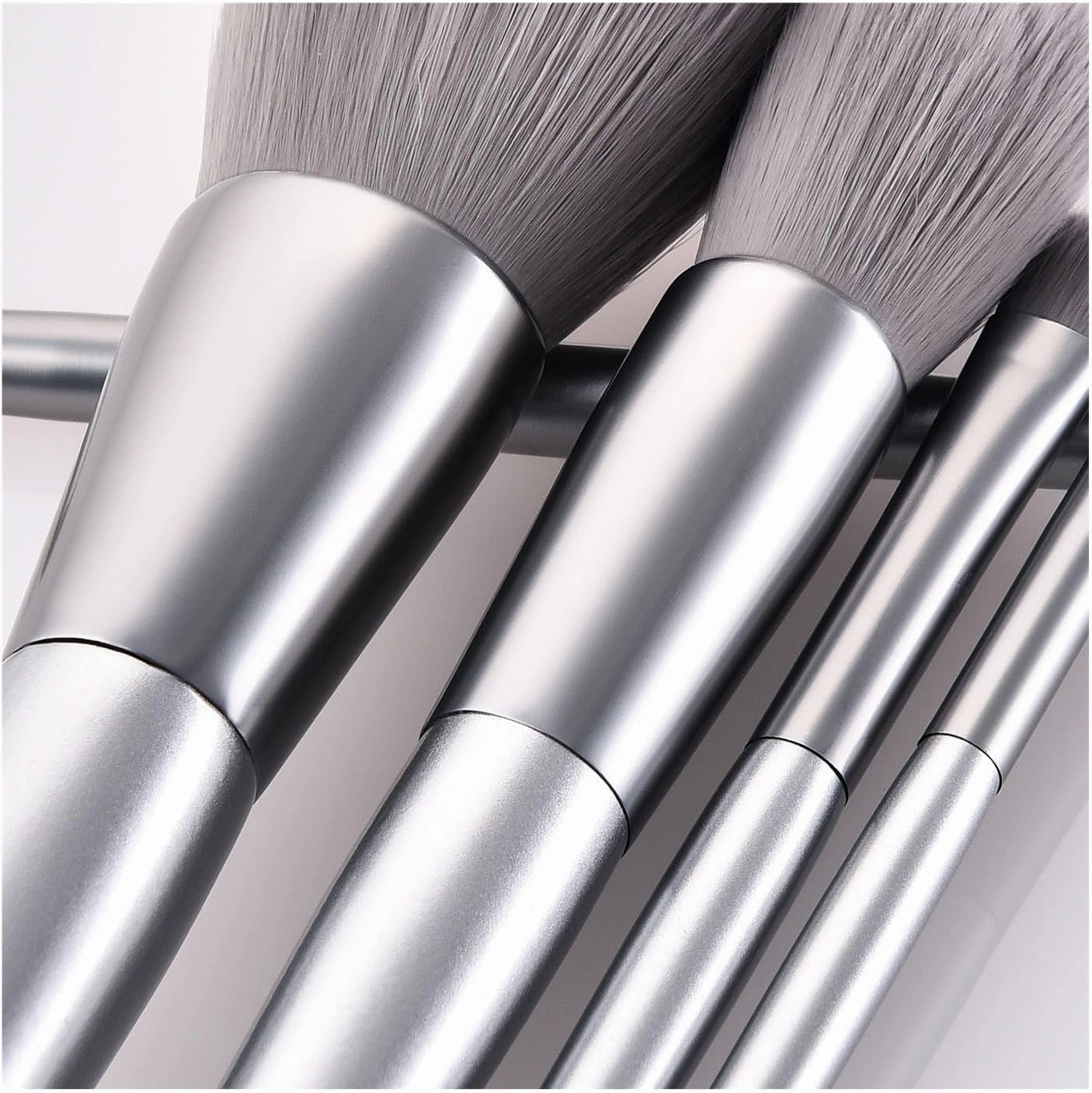 8 Pieces 10 Pieces Silver Snow Makeup Brush Set Beginner Powder Brush Eye Shadow Beauty Brush Tool Set(10 Pieces)