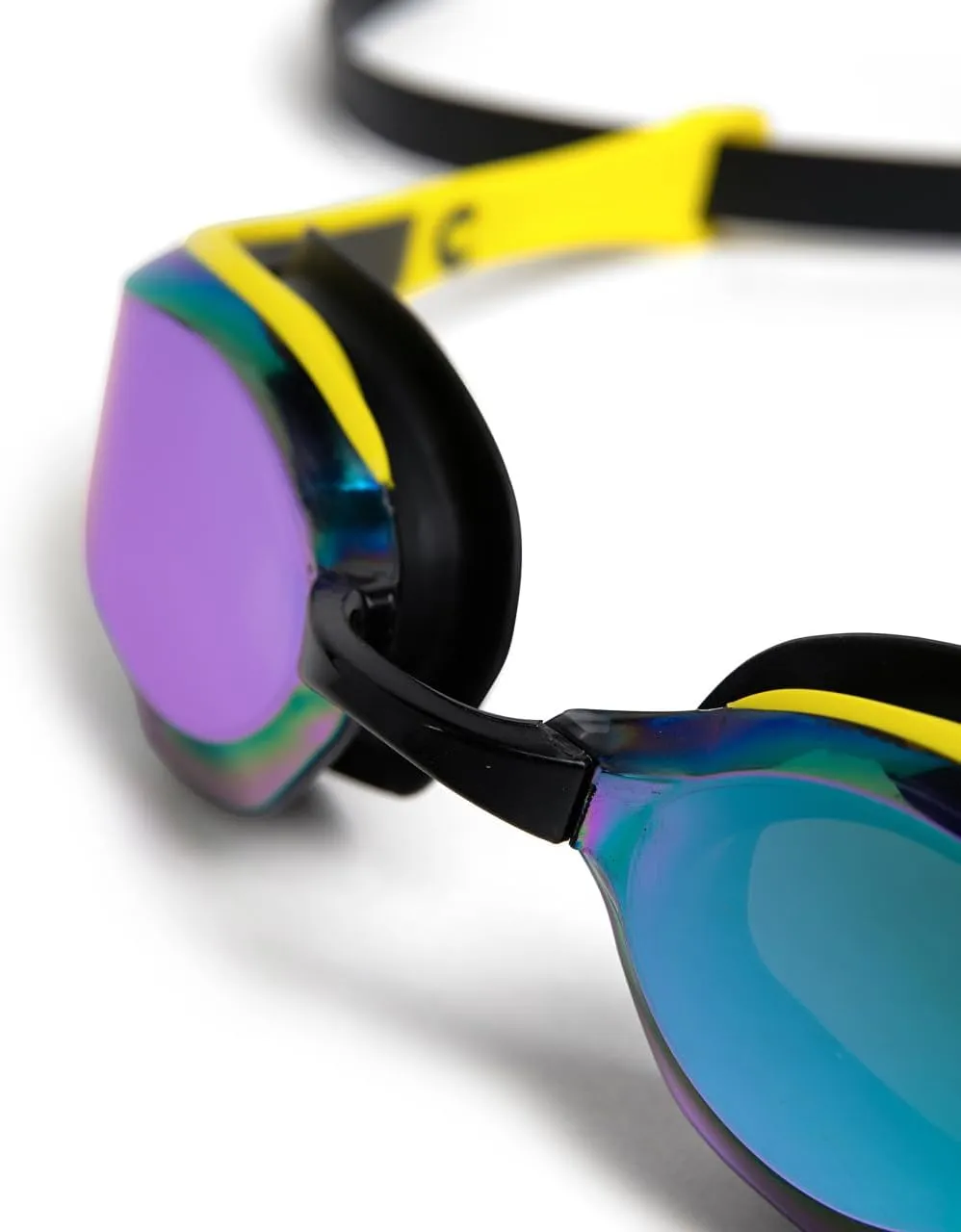 ARENA Unisex Cobra Edge Swipe Anti-Fog Racing Swim Goggles for Men and Women Polycarbonate Mirror/Non-Mirror Lens