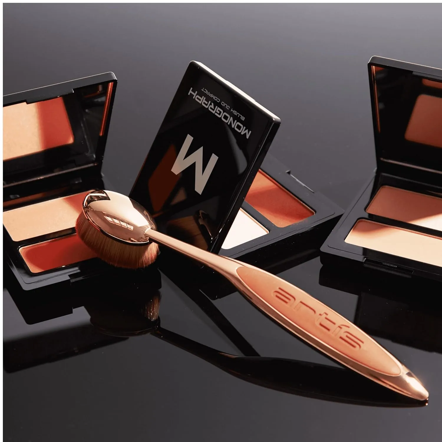 Artis Elite Oval 7 Brush | Oval Makeup Brush | Luxury Synthetic Foundation Brush | Ideal For Foundation, SPF, Skincare | Use With Liquids, Powders, and Creams | Creates Airbrush Finish