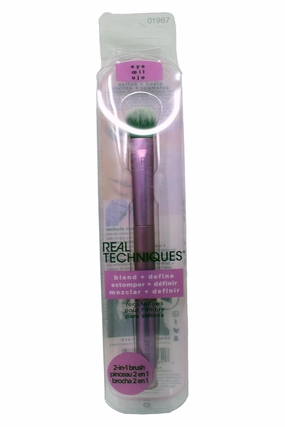 Blend And Define Dual Ended Makeup Brush
