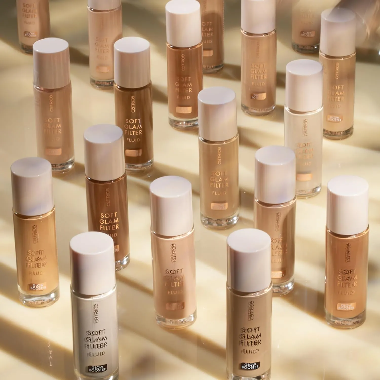 Catrice | Soft Glam Filter Fluid | Luminous Make Up Base & Highlighter for Radiant Complexion | With Vitamin E & Squalene | Vegan & Cruelty Free (02 | Fair)