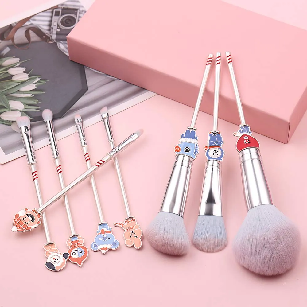 Christmas Makeup Brush Set 8pcs Premium Synthetic Santa Cartoon Makeup Brushes Professional Brushes Set Make up Brush Kit Foundation Powder Blush Eyeshadow Eyebrow Contour concealer Merry Christmas Makeup Brushes Set 15-1