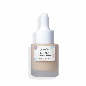 Glass Skin Flawless Filter, Healthy Skin Illuminator, Dewy finish, Multi-Use Makeup, Hybrid with Chamomile, Watermelon and Niacinamide for Radiant, Vegan | Shade - Starlight, 20 mL