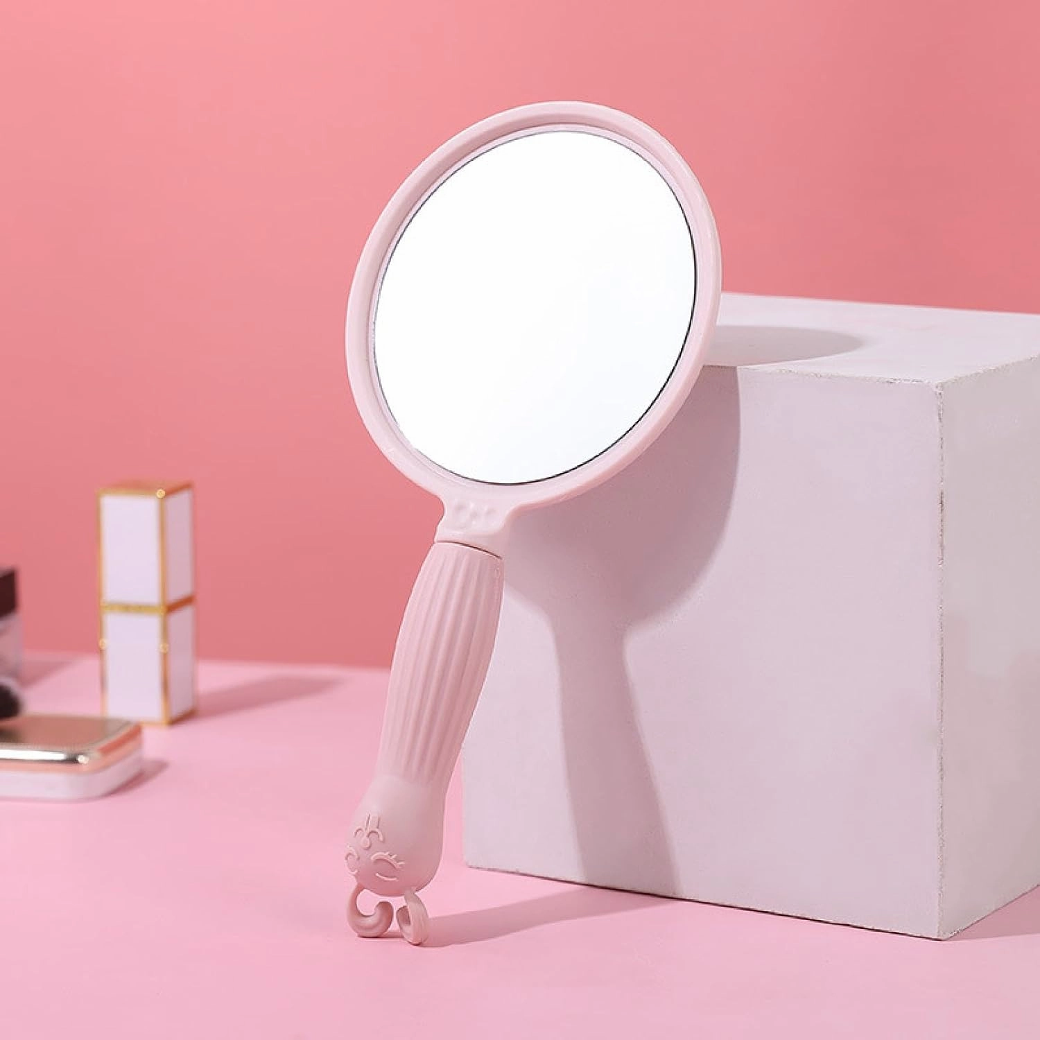 Handle Makeup Mirror Beauty Mirror Portable Vanity Mirror Princess Mirror