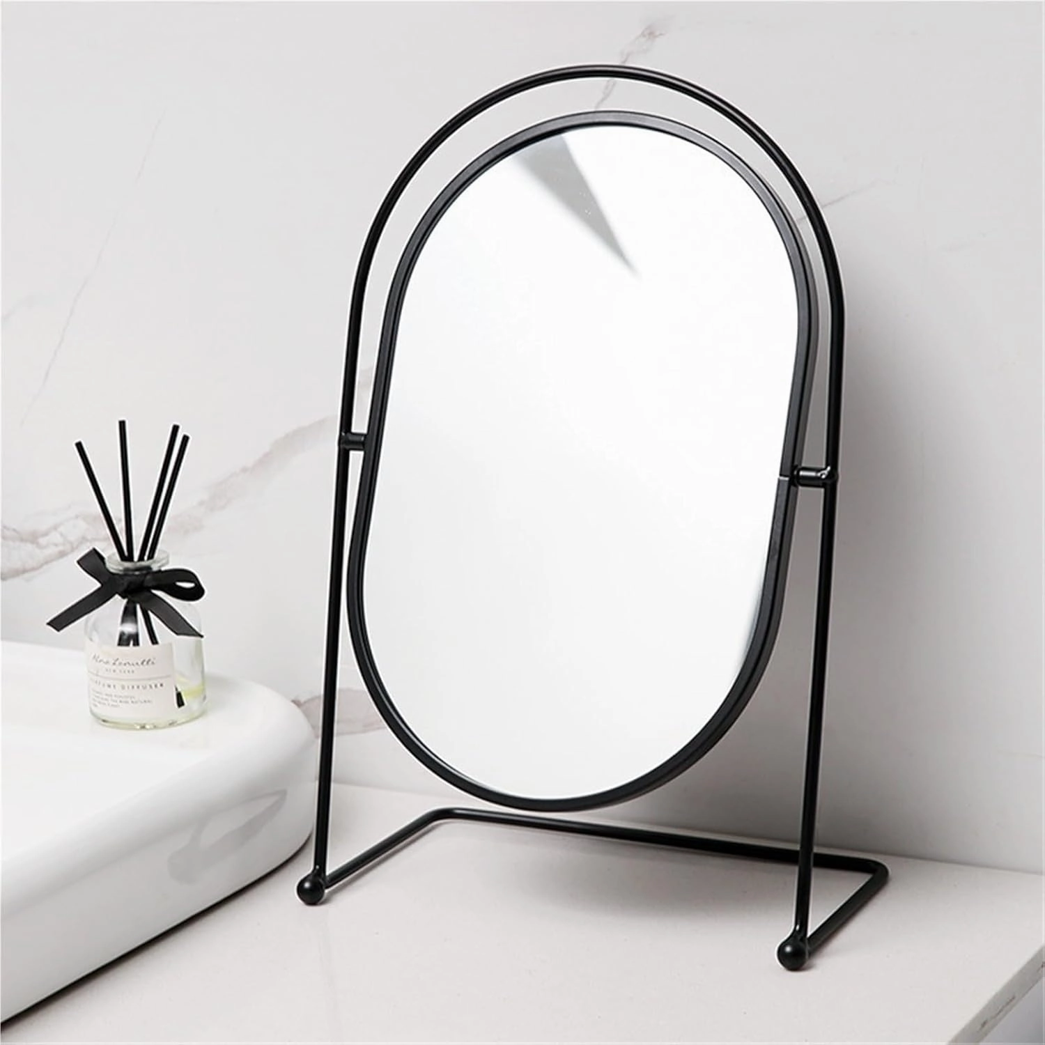 High-Definition Round Mirror Student Dormitory Dressing Home Beauty Princess Mirror Can Be Light Luxury Makeup Mirror Bedroom Desktop