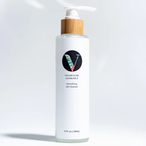 I Detoxifying Gel Cleanser I Face Cleanser for Oily   Combination Skin Types I Controls Acne, Oil and Reduces the appearance of Pores.