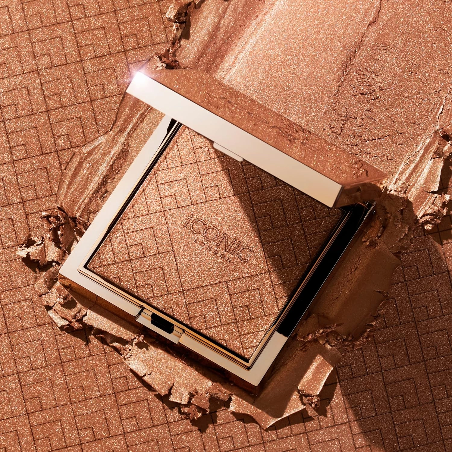 ICONIC LONDON Kissed by the Sun | Multi-Use Blush, Bronzer, & Highligher, For All Skin Types, Cruelty-Free, Vegan Makeup