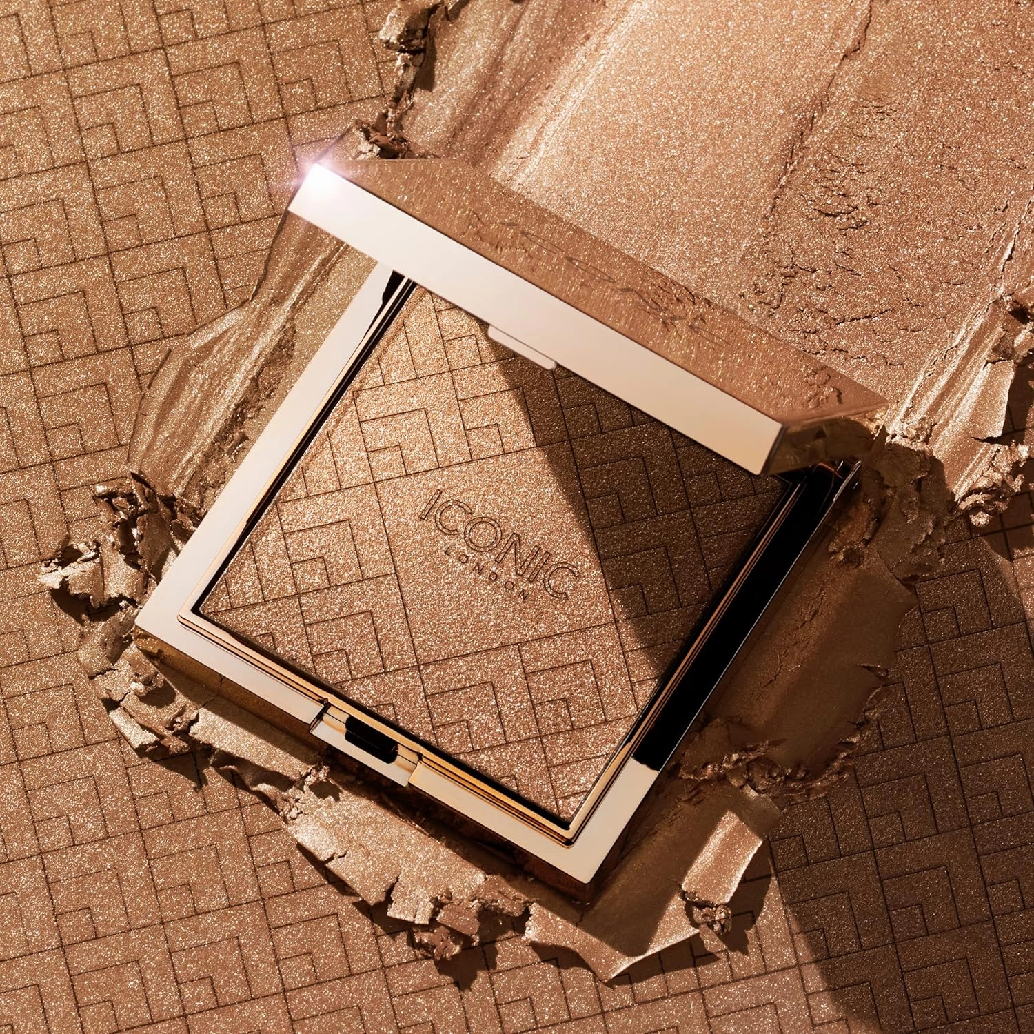 ICONIC LONDON Kissed by the Sun | Multi-Use Blush, Bronzer, & Highligher, For All Skin Types, Cruelty-Free, Vegan Makeup