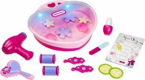 Little Tikes Play & Pamper Spa Set with 17 Accessories, Pretend Play Beauty Set, for Toddlers Kids Ages 2  Years