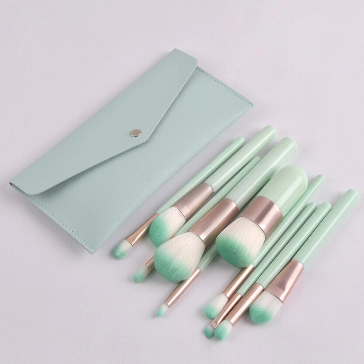 Makeup Brush Set Soft Synthetic Brush Powder Beauty Advanced Makeup Makeup Makeup Set Eyeshadow Brush Portable Foundation Makeup Beginner Brush Set Brush Dip Brush(Green)