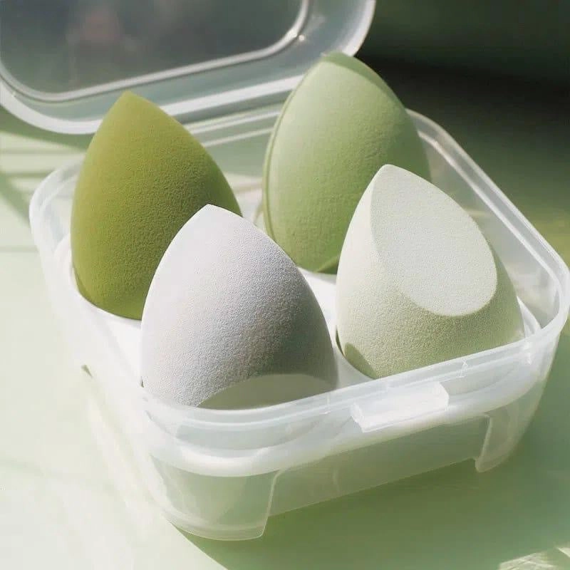 Makeup Sponge Beauty Blender Set, 4 Air Cushion Puffs with Clear Storage Case, Purple, Pink, Green, Yellow