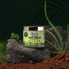 Me and Earth Aloe Vera Face Cream For Women With Jojoba Oil and Vitamin E, Cold Cream for Winter for Dry Skin 100gms - Vera