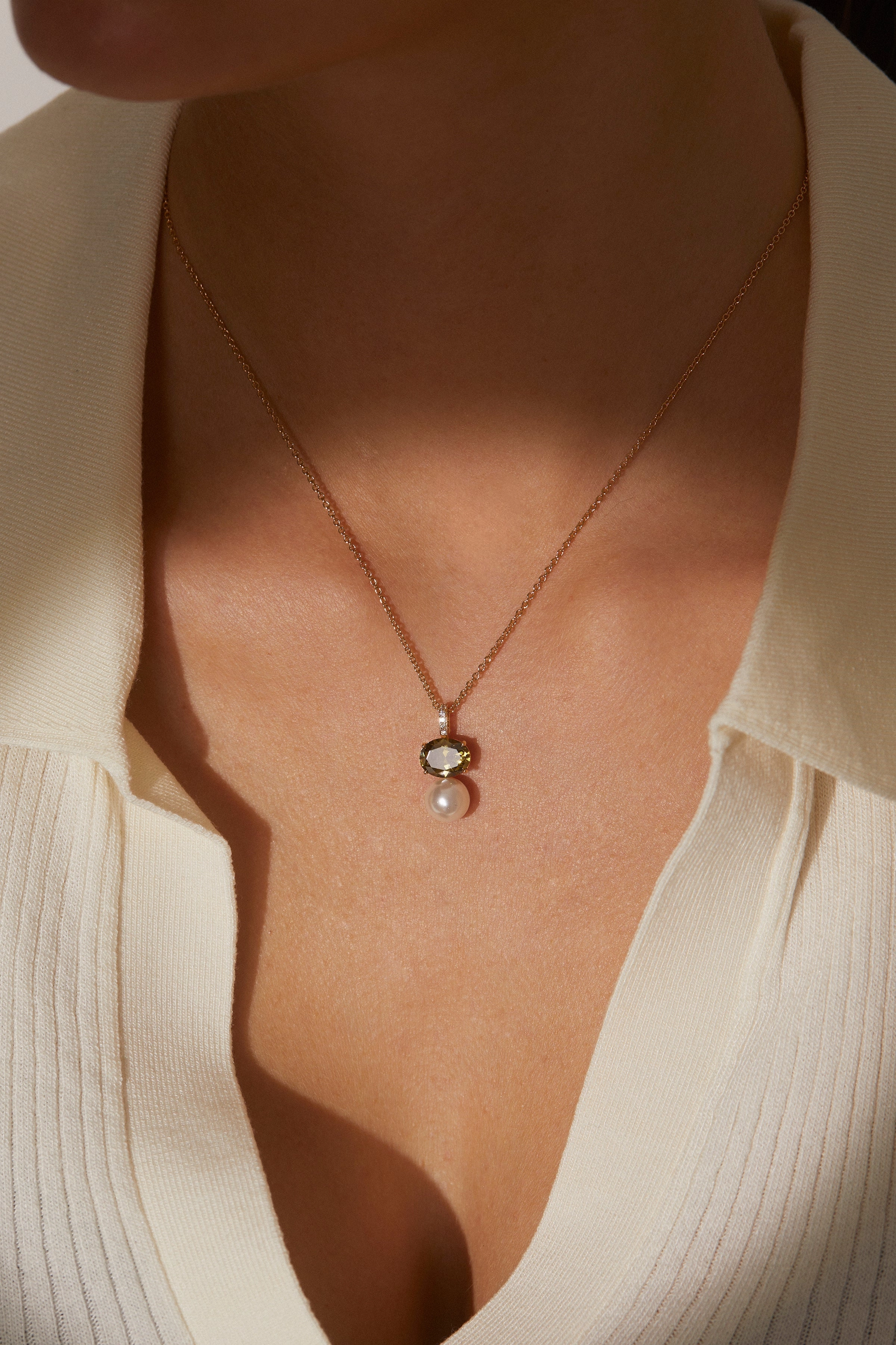 NATURAL BEAUTY GREEN PEARL PENDANT
