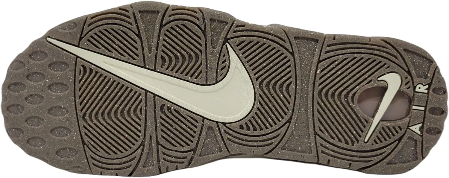 Nike Men's Basketball Shoe