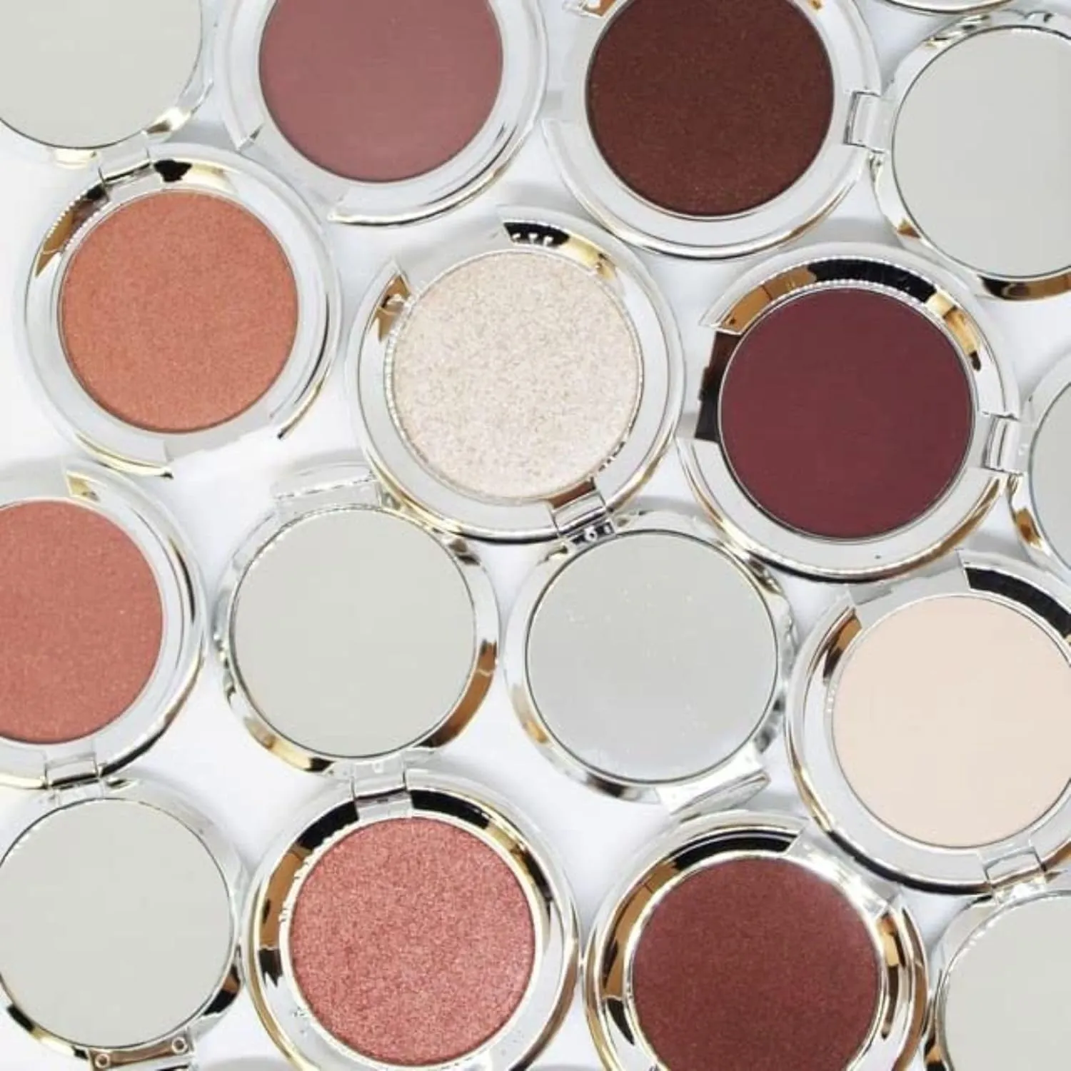 nude envie Rich Shimmery Wine Shade Eye Shadow Certified Vegan Cruelty-Free – Highly Pigmented Silky-Smooth Long-Lasting Eyeshadows (risqué)