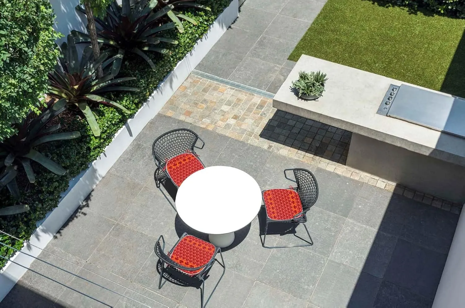 Outdoor Seat Cushions Set of 2 Patio Chair Cushions with Ties 16x17 Inch Red Geometry U-Shape Chair Pads for Outdoor Patio Furniture Garden Home Office