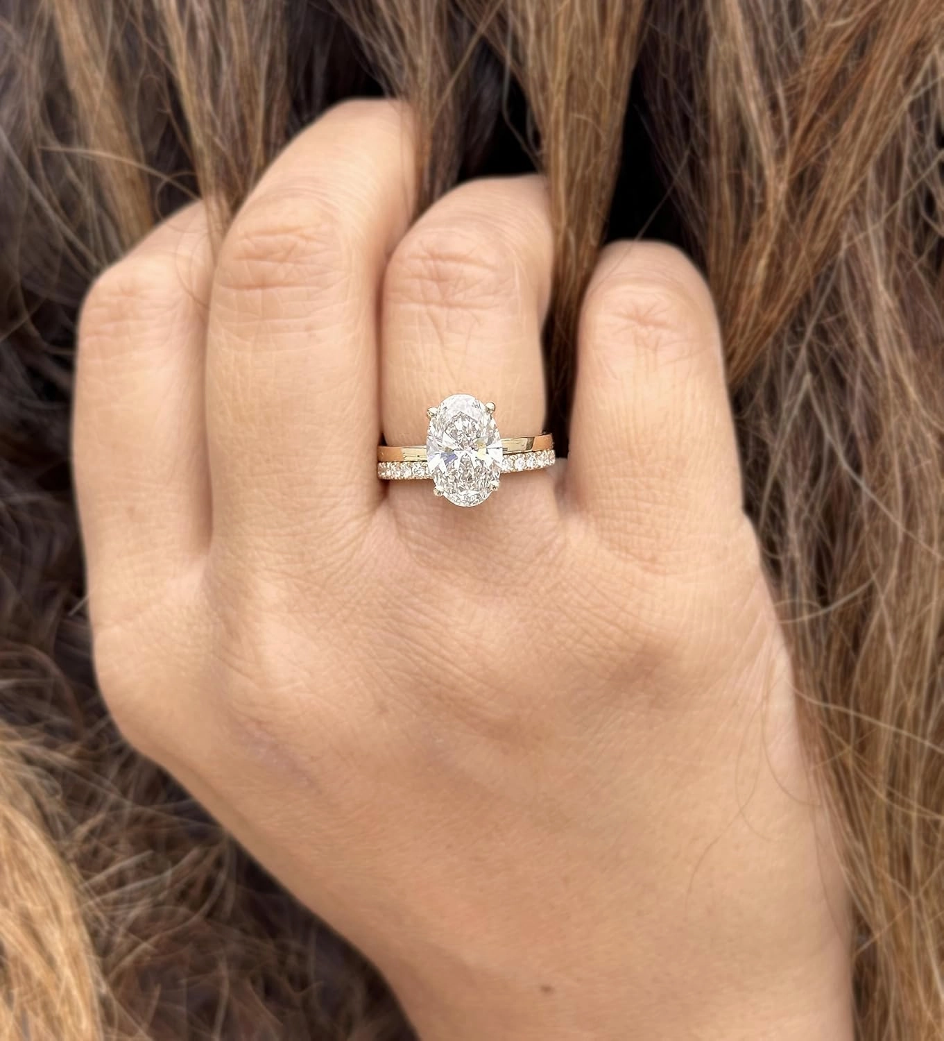 Oval cut Moissanite And Round Cut Sides Engagement Ring And Matching Band 14k Solid Yellow Gold Bridal Ring Solitaire Wedding Ring 3.30ctw (14K Yellow Gold, 4.0)