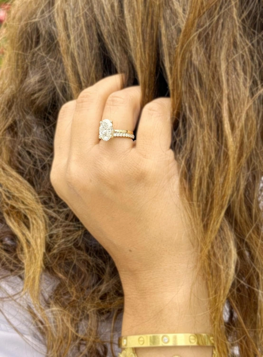 Oval cut Moissanite And Round Cut Sides Engagement Ring And Matching Band 14k Solid Yellow Gold Bridal Ring Solitaire Wedding Ring 3.30ctw (14K Yellow Gold, 4.0)