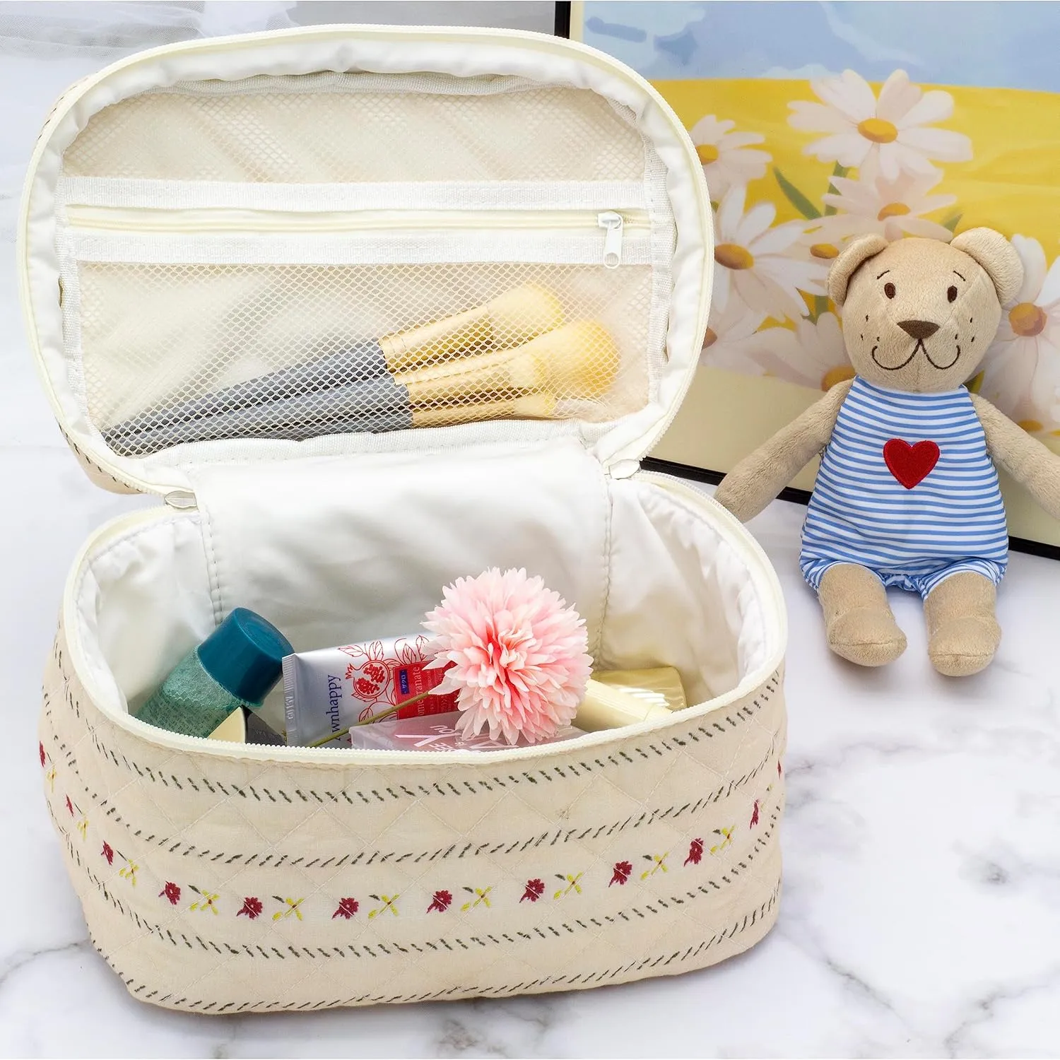 PAZIMIIK Cotton Makeup Bag for Women Large Quilted Travel Cosmetic Case Girls' Make Up Organizer,Little Flower Beige