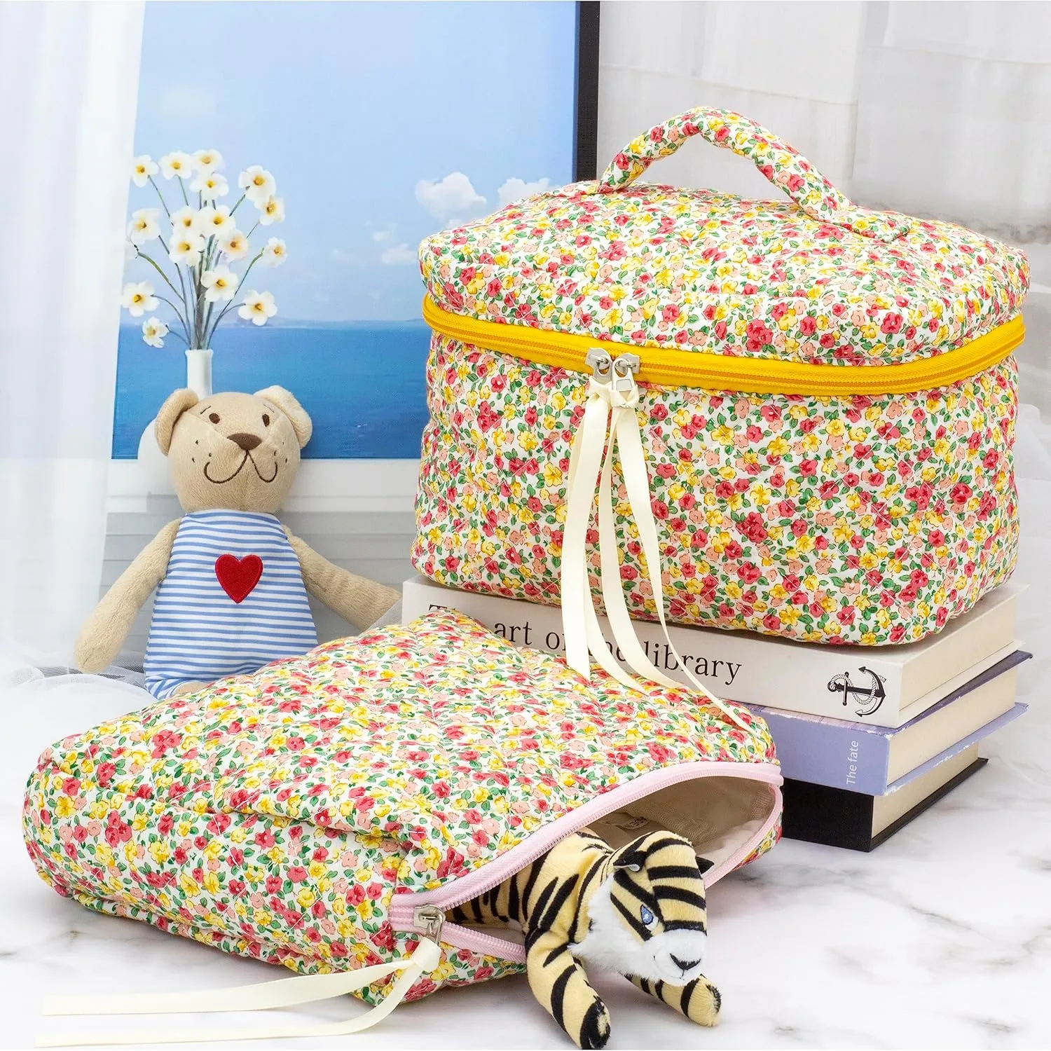 PAZIMIIK Cotton Makeup Bag for Women Large Quilted Travel Cosmetic Case Girls' Make Up Organizer,Little Flower