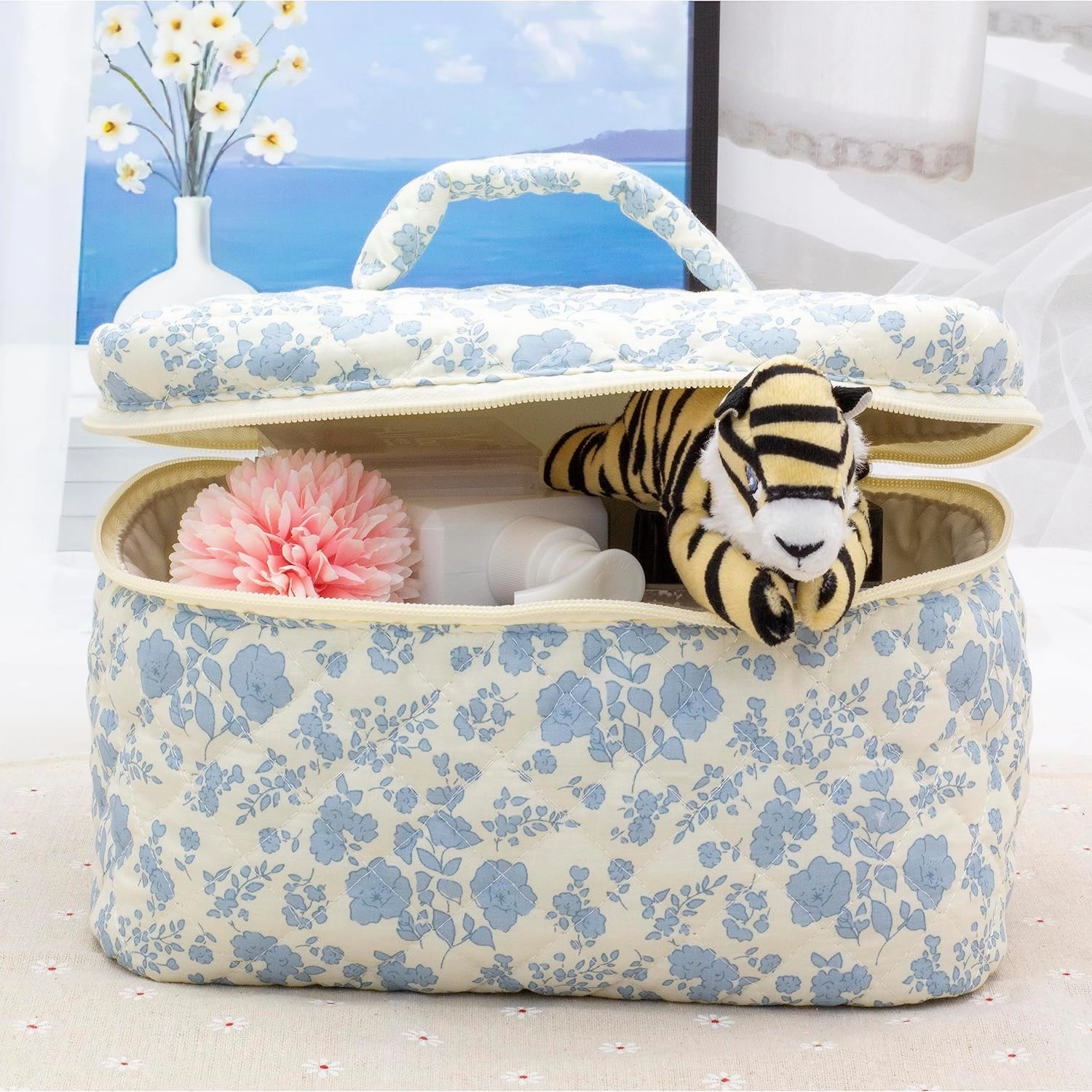 PAZIMIIK Cotton Makeup Bag for Women Large Quilted Travel Cosmetic Case Girls' Make Up Organizer,Little Flower Blue