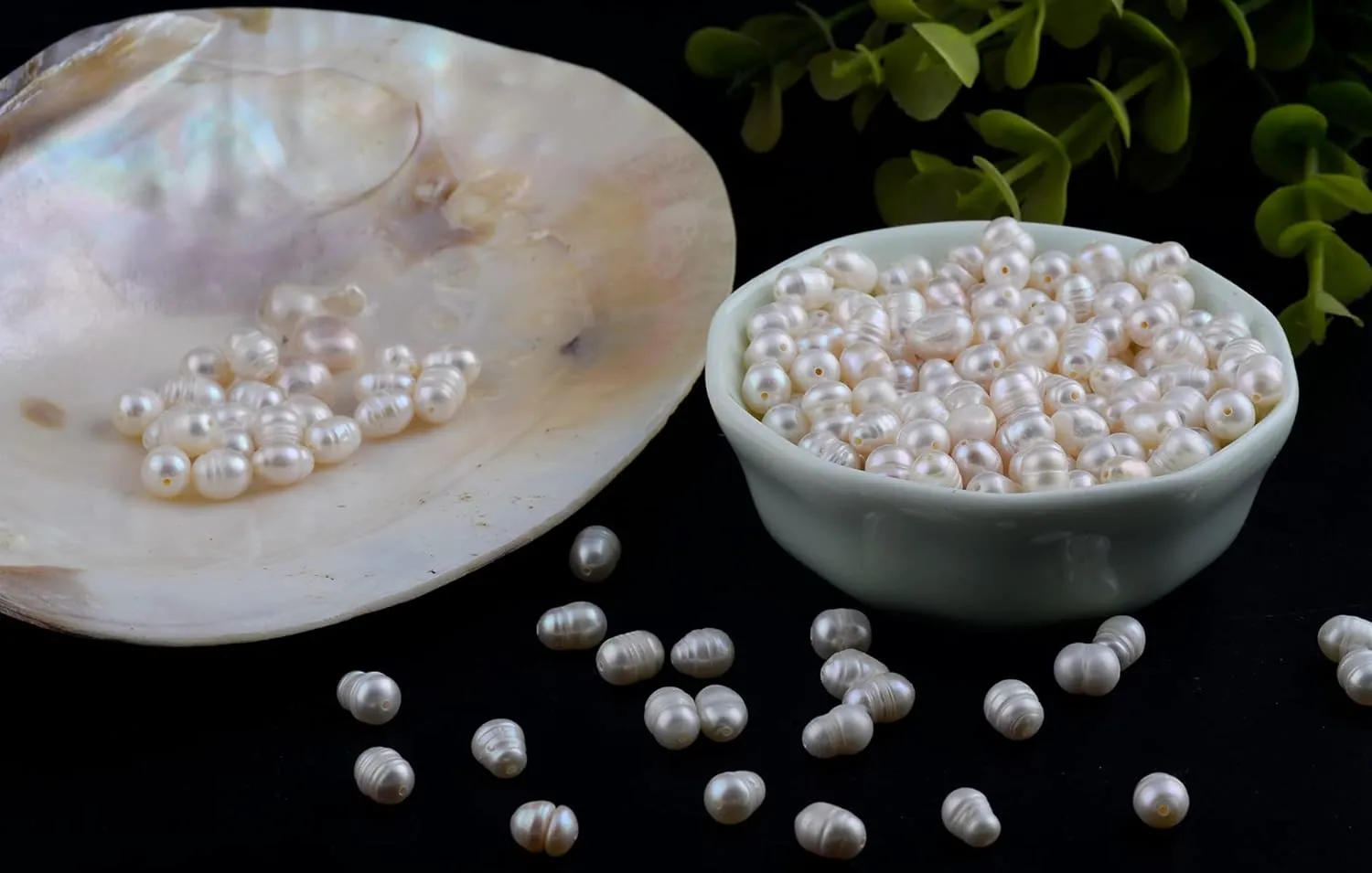 Pearls Beads for Jewelry Making 100pcs 6-7mm Natural Genuine Real Freshwater Cultured Pearl White Rice Oval Loose Gemstone Bead Holes 0.7mm Crafts Necklaces Bracelets Earrings(White, 6-7mm)