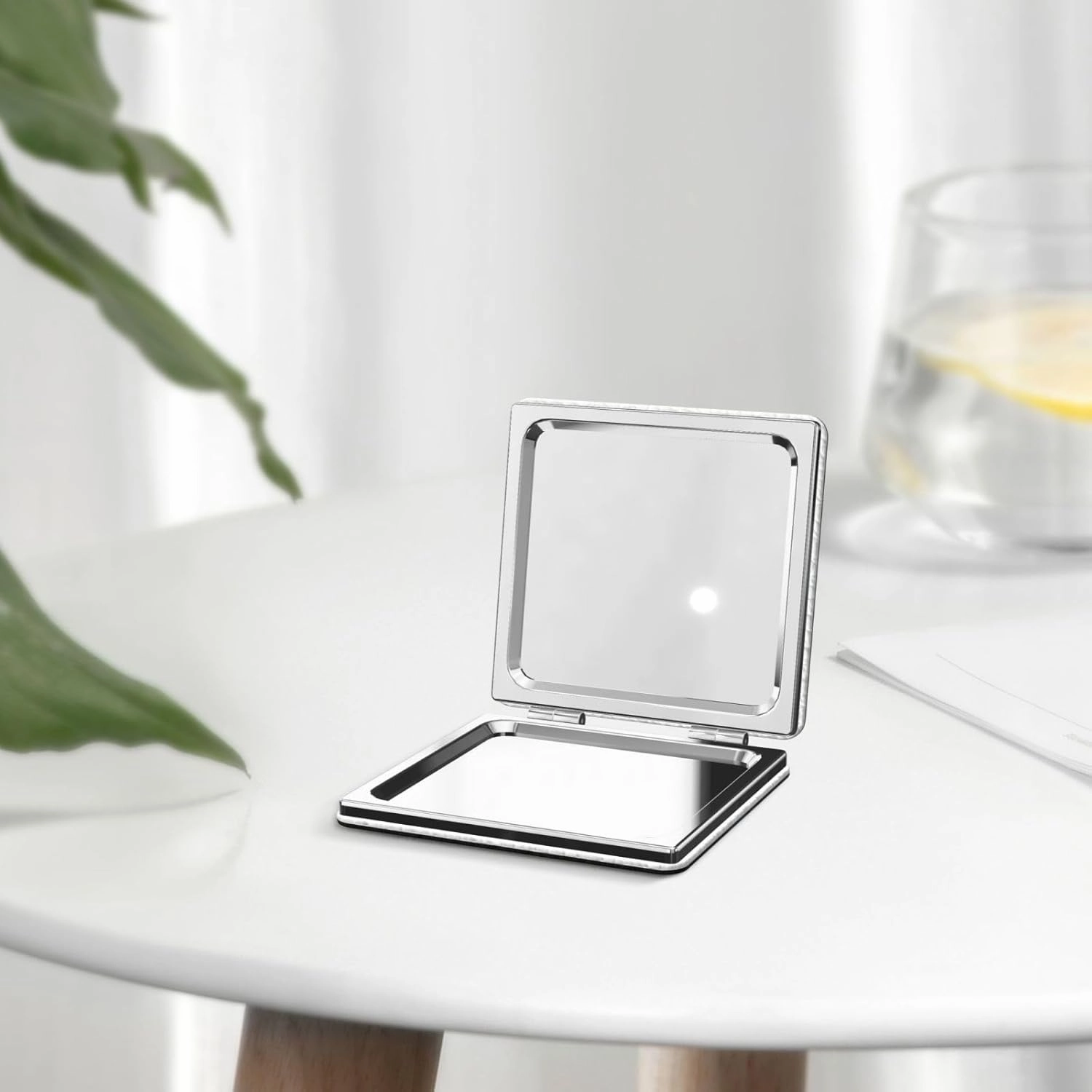 Portable Pocket Makeup Mirror Eerie Elephant Travel Cosmetic Mirror Square Print Magnifying Compact Mirror for Eyelash