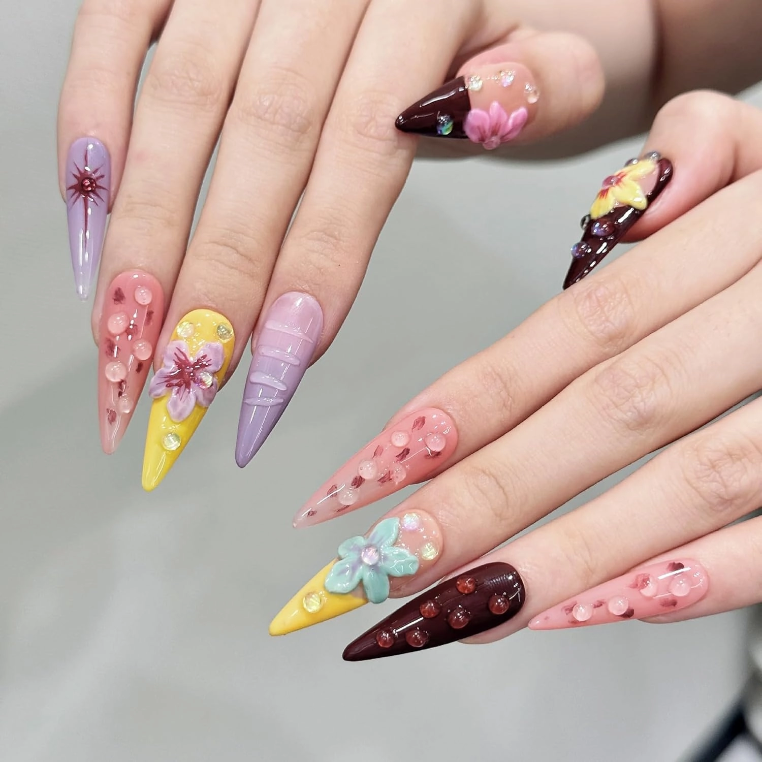 Press on Nails Handmade Nails 3D Press on Nails Short Medium Oval Almond Nails Fake Nails Glitter Cat Eye Nails Gel Nails Durable Reusable False Nails 10 Pcs (Devil's Flower, M)