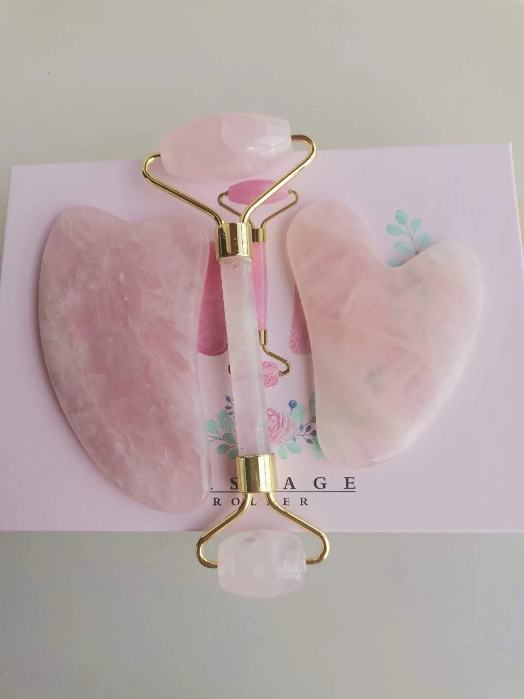 Rose Jade Quartz Roller And 2Gua Sha Set For Slimming,Firming,Remove Wrinkles with box #24 (Rose Gold)