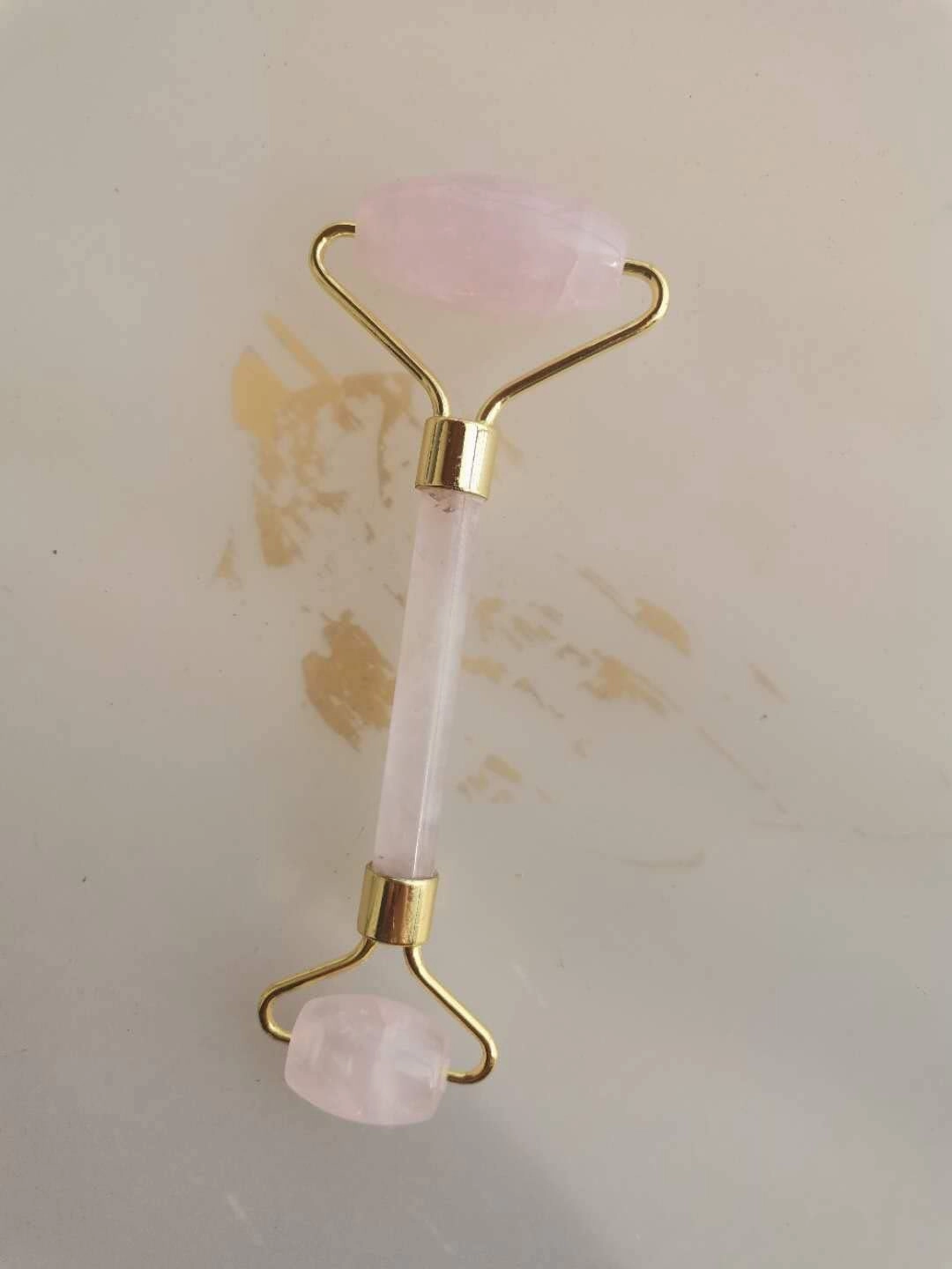 Rose Jade Quartz Roller And 2Gua Sha Set For Slimming,Firming,Remove Wrinkles with box #24 (Rose Gold)