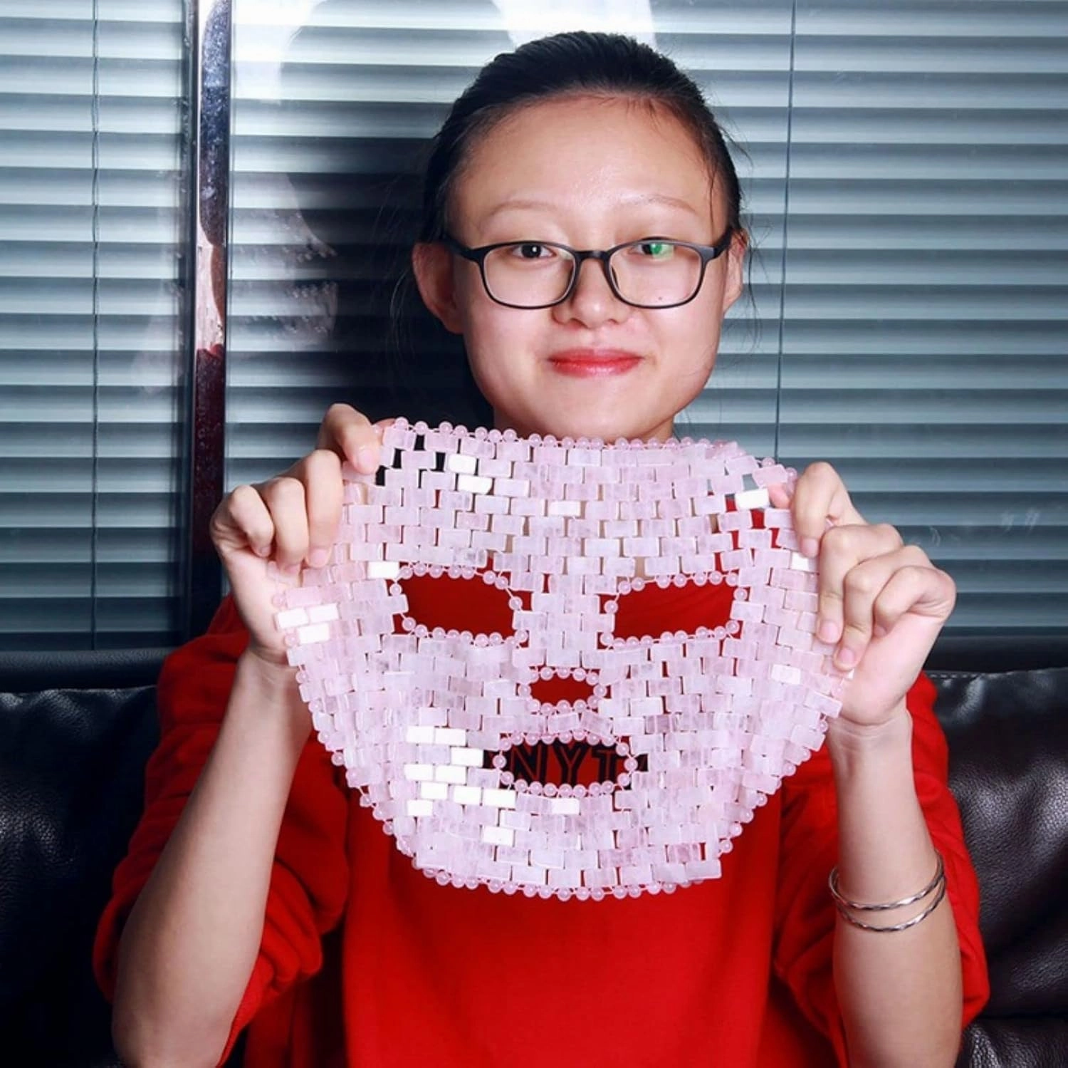 Rose Quartz Mask Cold Therapy Face Mask Reusable Jade Ice Sleeping Mask Beauty Skincare Massage Tool for Depuffing Anti-Aging Dark Circles (Color : Creative Shape 2)