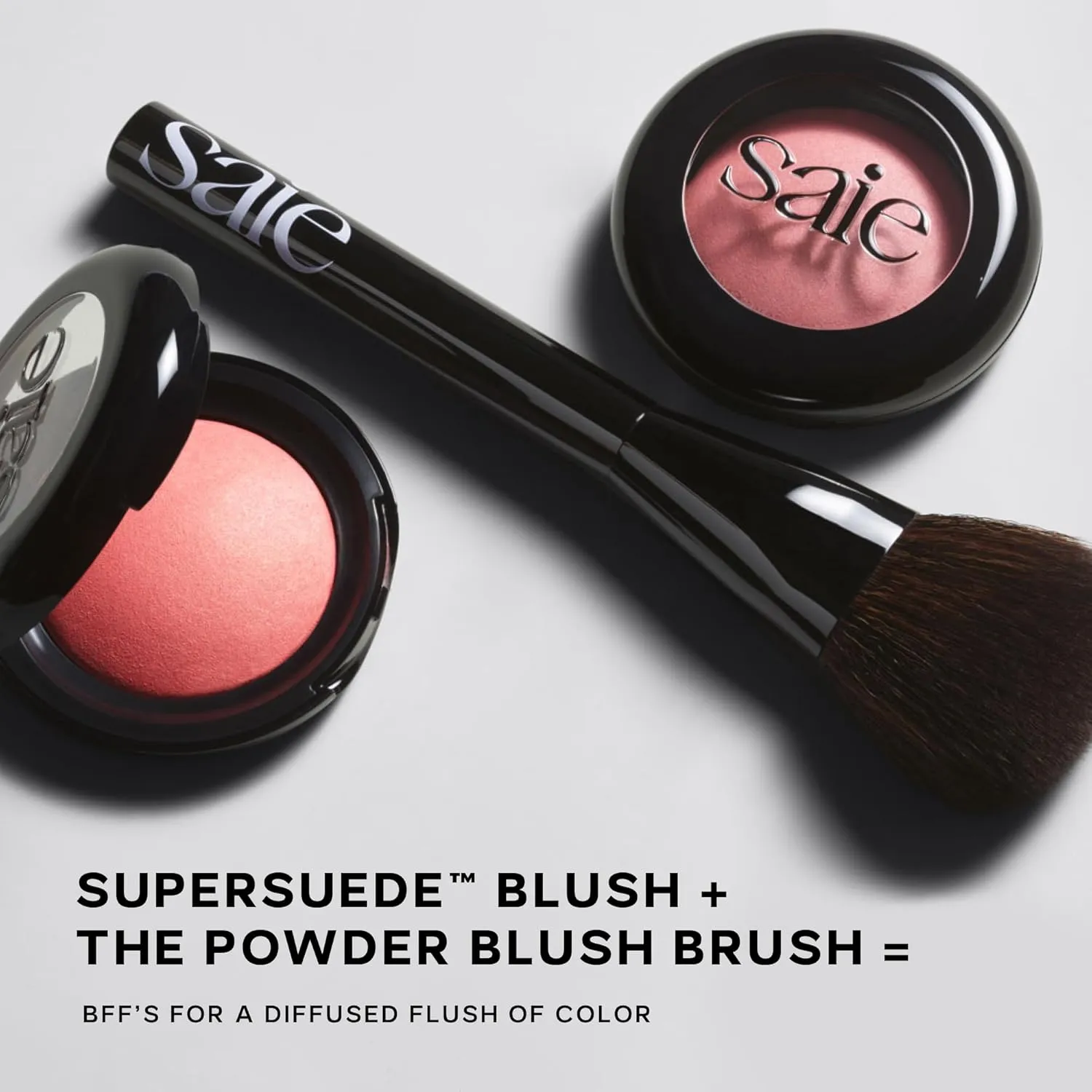 Saie Powder Blush Brush - Fluffy, Tapered Pressed or Loose Powder Brush for Easy Pickup, Diffused Application   Minimal Fallout - Made with Vegan, Cruelty-Free Synthetic Bristles (1 Count)