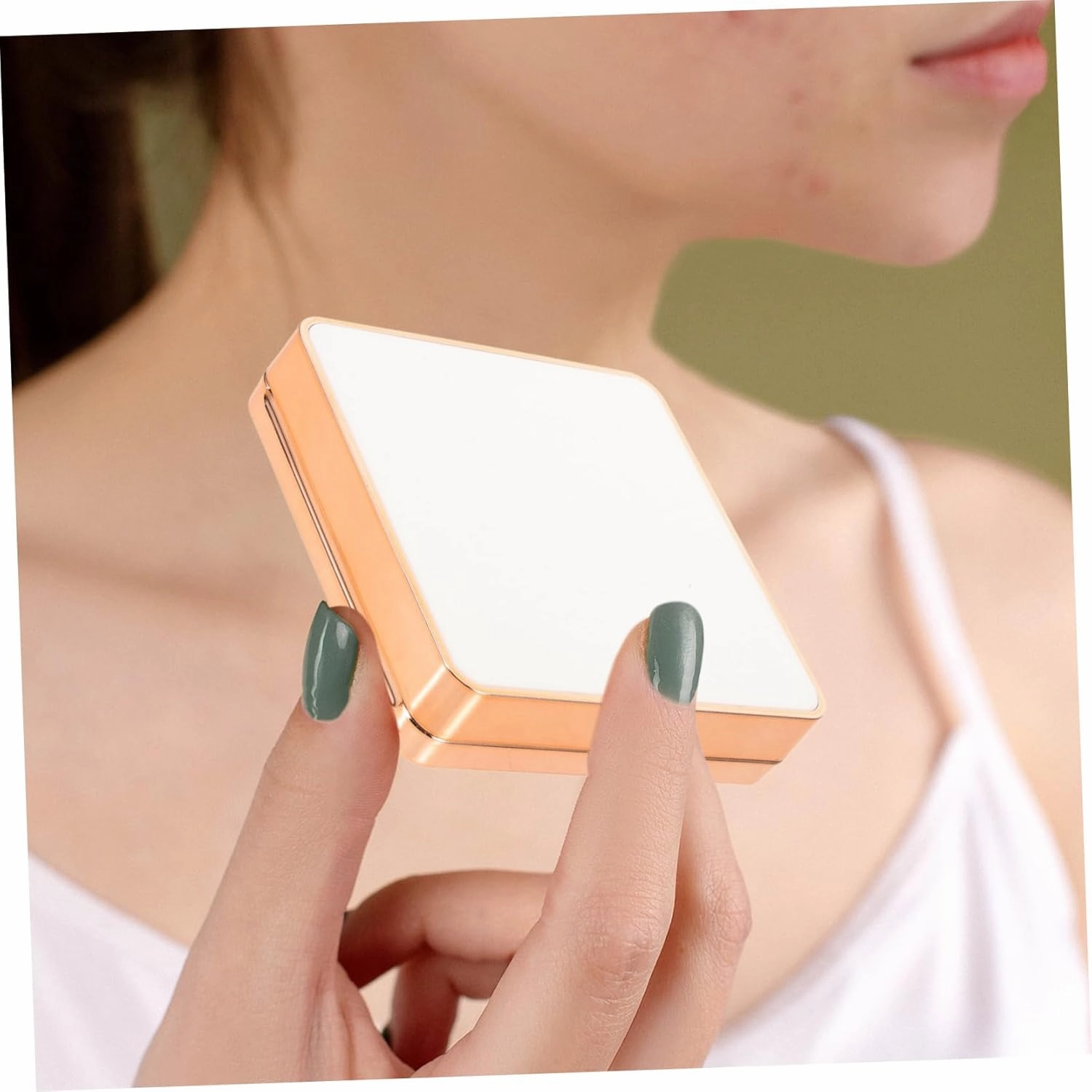 White Plastic Case, 1 Rectangular Empty Cushion Foundation Container with Puff and Mirror, Portable Makeup Travel Container for DIY BB Cream, Loose Powder, Cosmetic Cream