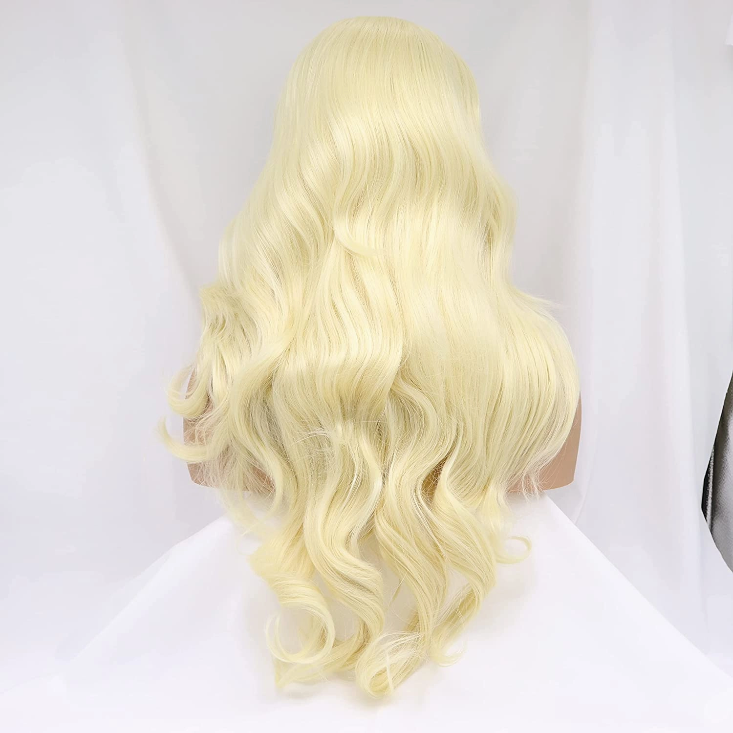xiweiya 13x3 Lace Wigs 613# Blonde Lace Front Wig Long Body Wave Golden Wig Synthetic Heat Resistant Fiber Middle Parting for Women Cosplay Makeup Party 24 Inches