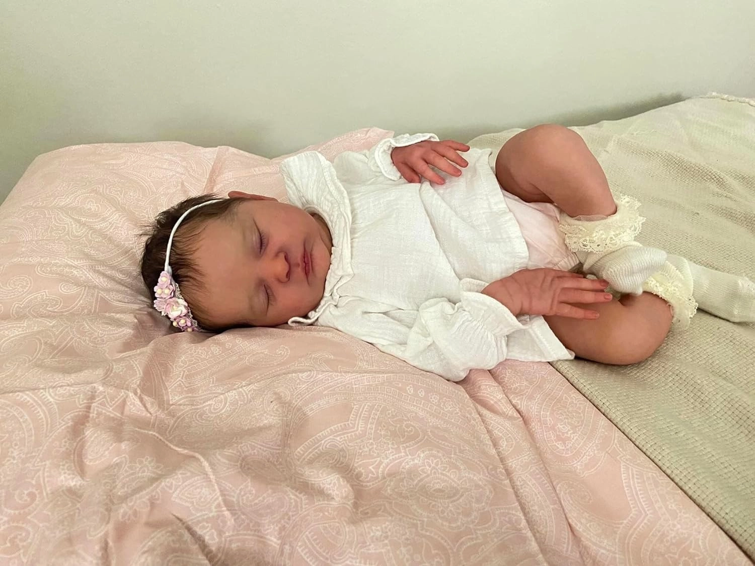 Zero Pam 19 Inch Realistic Reborn Girl Dolls Eyes Closed Lifelike Newborn Baby Doll with Hair Soft Silicone Baby That Look Real Lifelike Handmade Doll Toys Visible Veins Poseable